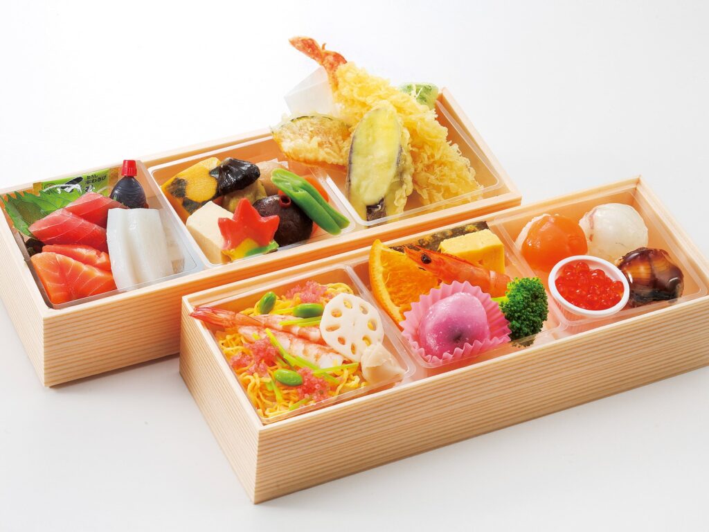 お魚中心二段弁当 楓